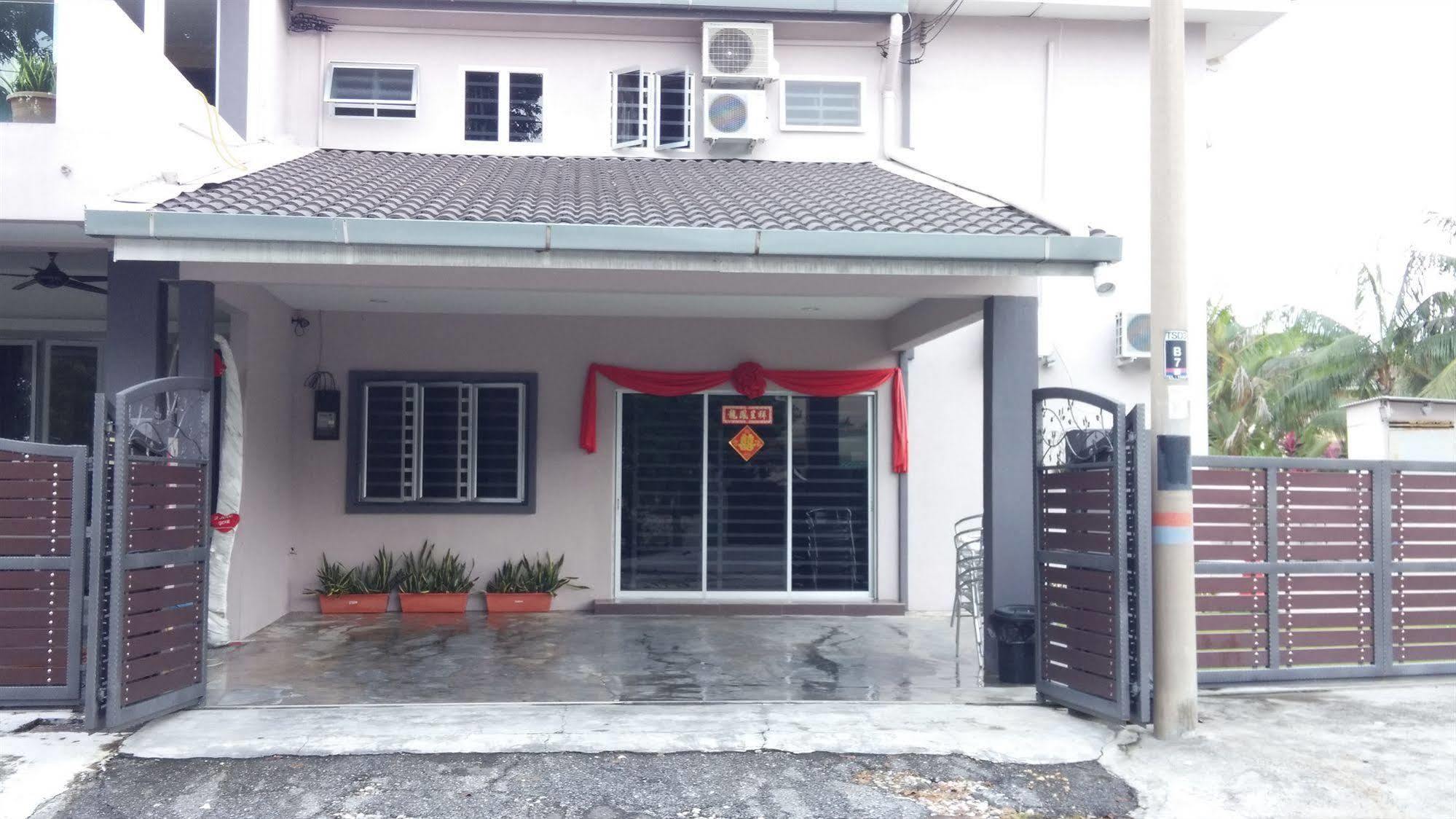 Bercham Vacation House Hotel Ipoh Luaran gambar